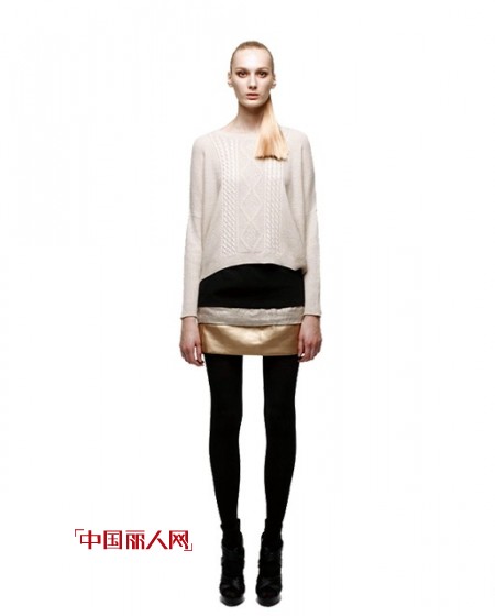 esons时尚裸色外套 知性熟女们的最爱