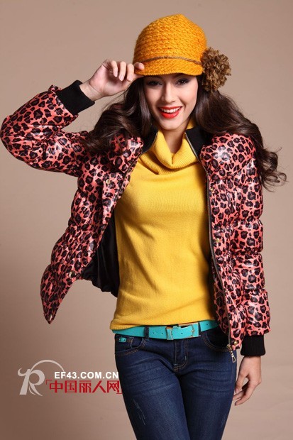 城市衣柜时尚短外套  打破冬日臃肿外形