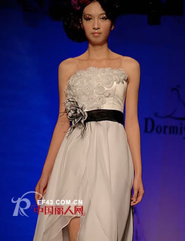 霓裳晚装 打造晚宴焦点晚礼服