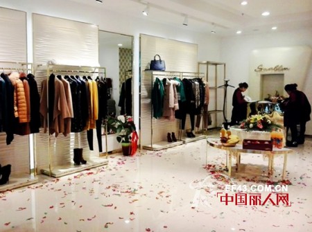 SEVABLM施华布朗女装桂林百货,凯里专卖店开业