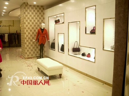 SEVABLM施华布朗女装桂林百货,凯里专卖店开业