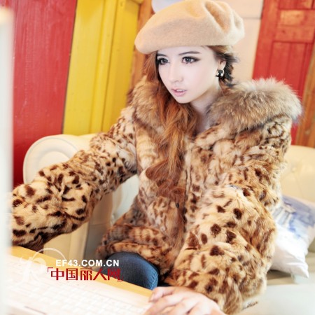 奢华御寒皮草加身  晋级时尚达人