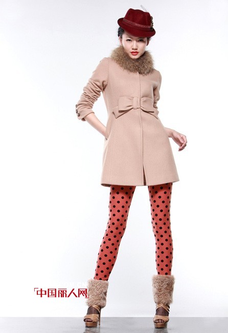 YsayS精致毛呢外套  穿出优雅时尚风