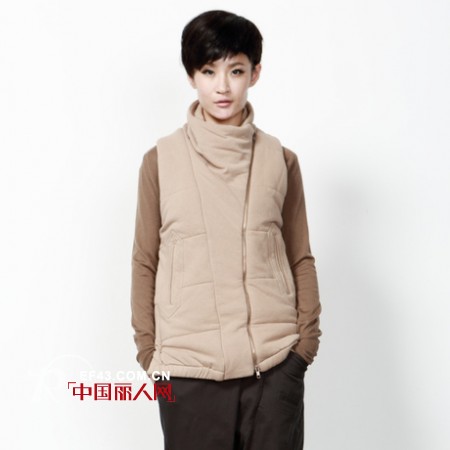 江南布衣女装 诠释轻松惬意的生活态度