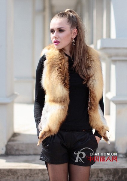蔓露卡品牌女装 奢华皮草优雅大现身