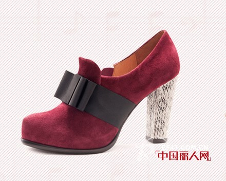 Tata2013春夏新款 复古风潮强势登陆