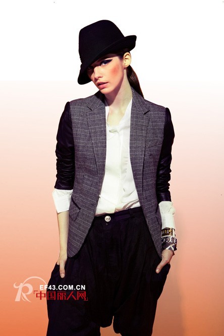 A/E时尚女装冬季哥特风 诠释个性女孩的性感味道