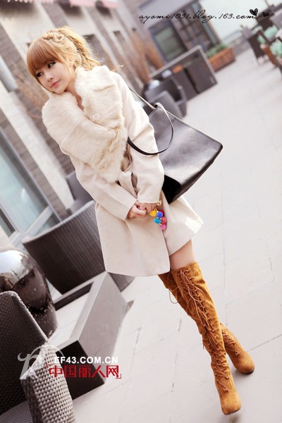 丽人网给您拜年了 节后乖巧职场装让你变身人气王