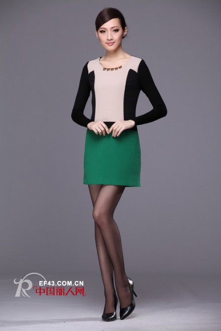 应有美色女装 祖母绿连衣裙大展优雅气质