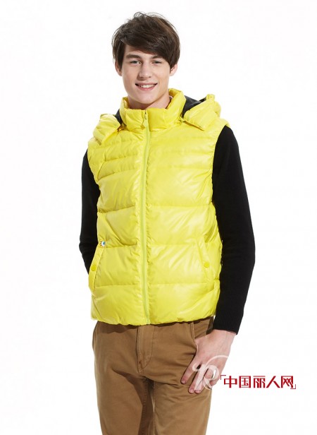 美特斯邦威休闲男装  只需一件就令你的冬季告别寒冷