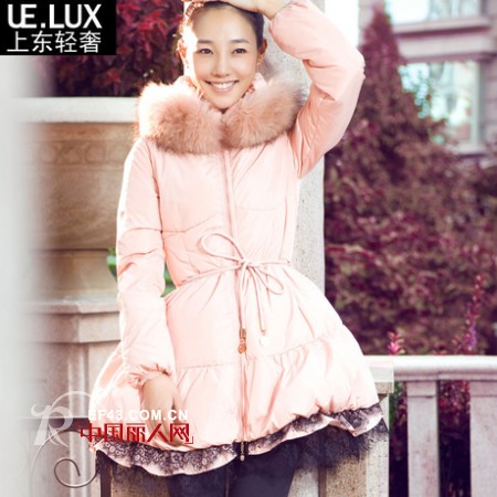 上东轻奢冬款羽绒 化身优雅名媛魅力出街