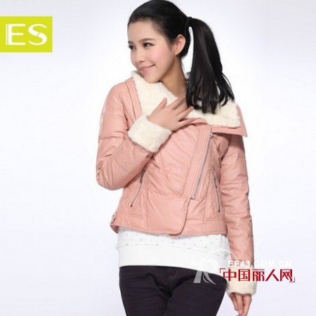 ES品牌女装 打造清新学院风Icon