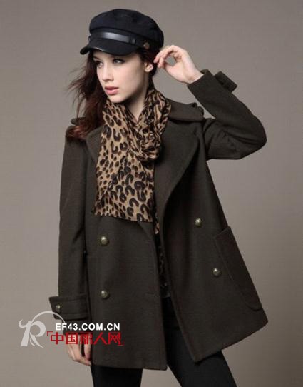 丽洒品牌折扣女装  Office正装穿出经典性感格调