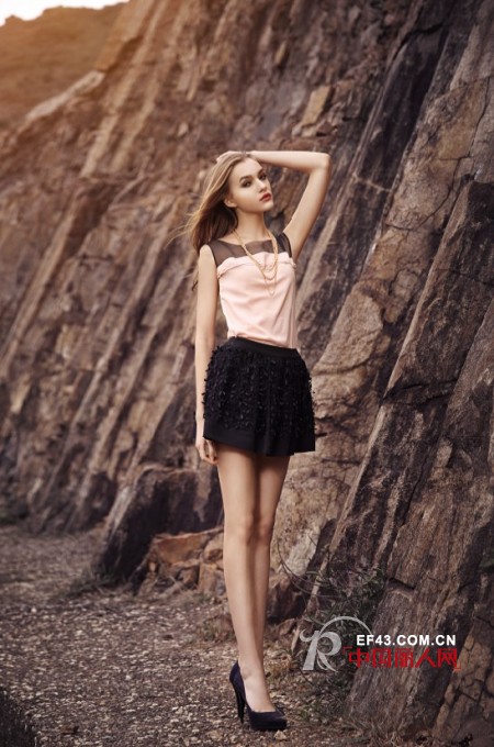 唯简2013春夏掀起摩登新浪潮  感受巴黎女人风范