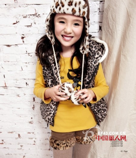 翘嘴蛇冬季马甲个性混搭  打造时尚潮童