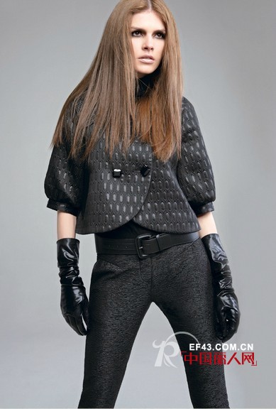 FUFASHLON品牌女装 优雅摩登范儿Hold住全场