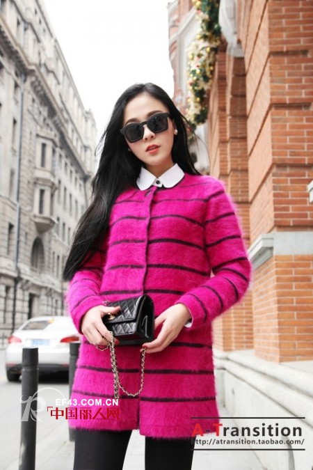 冬季街头杀出黑马 桃红色大胆出镜