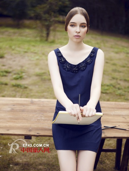 经典故事时尚女装2013年春季新品赏析