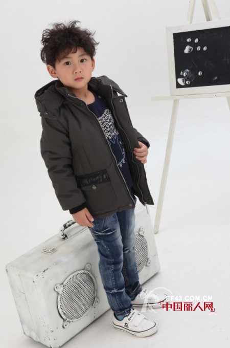 香港卡西思集团有限公司祝大家身体健康,阖家幸福,事业腾飞