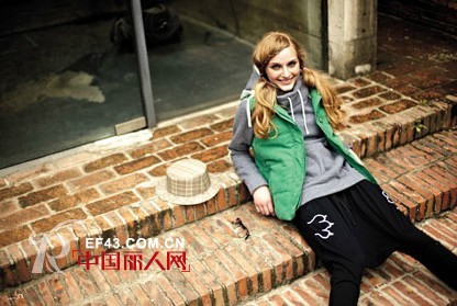 IVVI时尚女装 轻盈低调的慢生活节奏