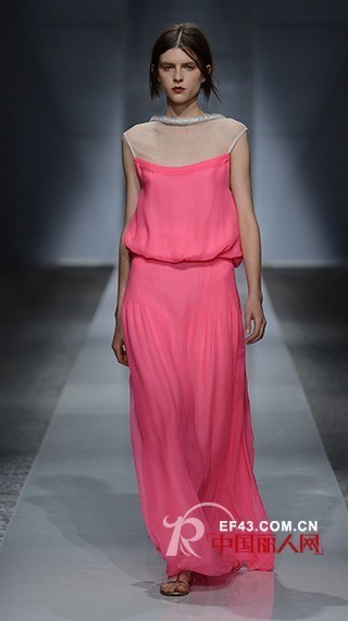 Ports1961国际时装2013春夏最新上演“绚色花园”