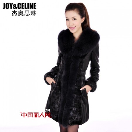 杰奥思琳女装 尽享豪华皮草视觉盛宴