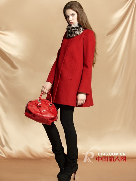 SUNVIEW女装冬款 经典毛呢演绎至IN极简风