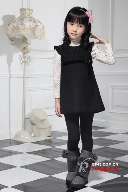 阿杰邦尼时尚童装向全国人民拜年啦!