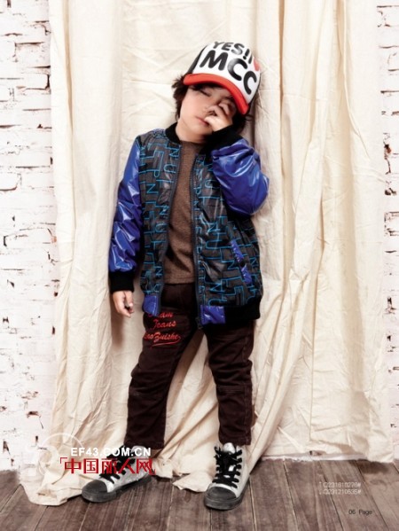 翘嘴蛇童装 打造孩子们的运动休闲风格