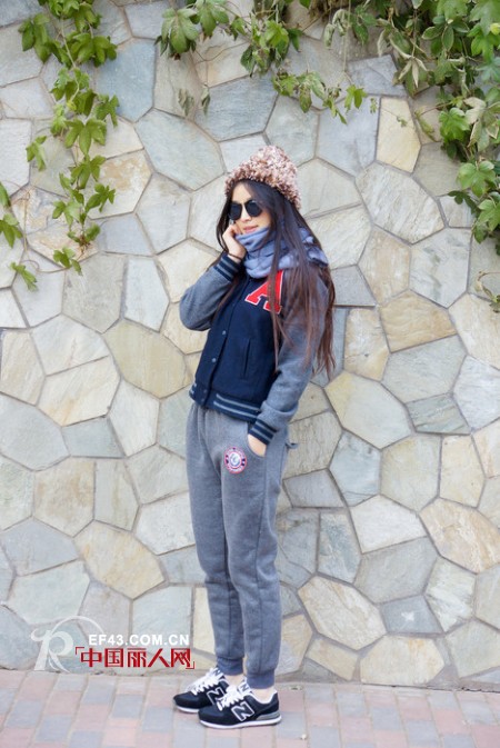 宽松棒球服穿出新廓形 搭配不同单品打造不同Style