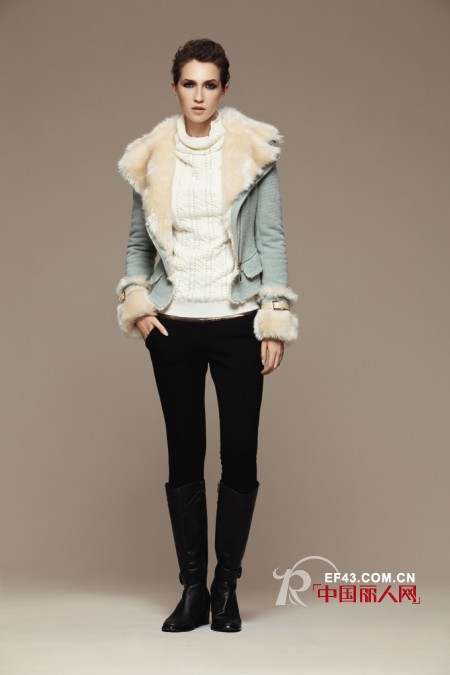 时尚年代女装冬款 打造至酷有型中性男友风