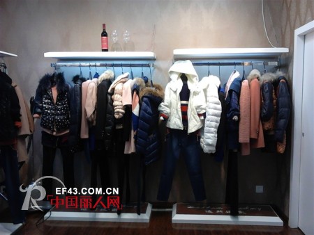 贺:迪斯廷.凯Distin Kidny 品牌女装湖北吴家山新店盛大开业