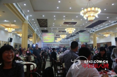 “勤奋●夯实”2013铅笔俱乐部（添翔）新春年会隆重举行