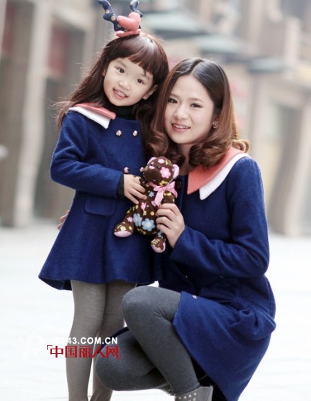 甜蜜新年出游必备亲子装