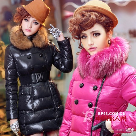 甜美显瘦新年羽绒服温馨来袭