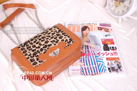 PUCCA无色限包包  让你成为街头最亮的一道风景