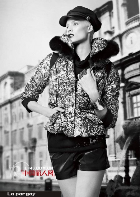 冬季温暖格调 La pargay冬季羽绒服的黑白魅力