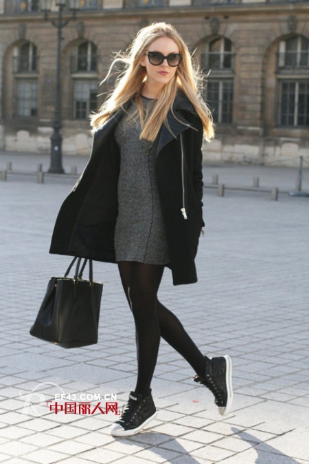 黑色系打造欧美Style 轻松玩转中性运动风