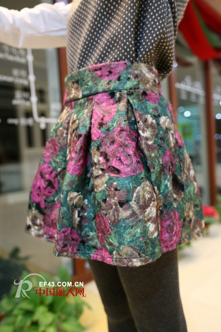 短裙心机搭  娇小MM显高秘籍