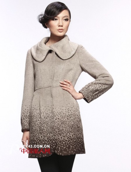 海兰丝品牌女装  优雅中透着玲珑有致