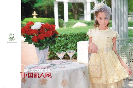 巴柯拉童装携全体员工拜年  祝大家蛇年如意,生活幸福,阖家欢乐