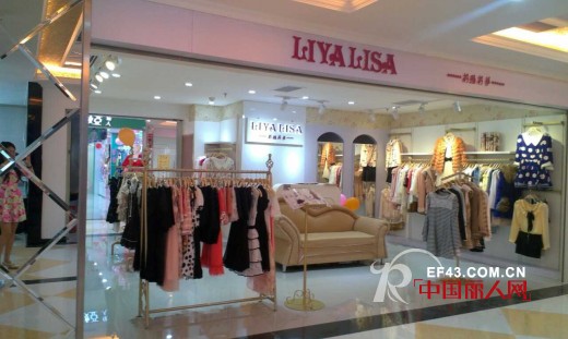 莉雅莉萨-LIYALISA