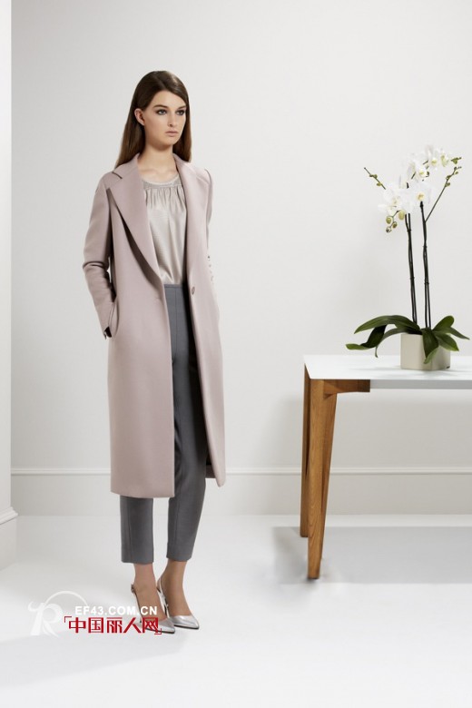 迦达(Giada) 2013秋冬系列女士大衣Lookbook