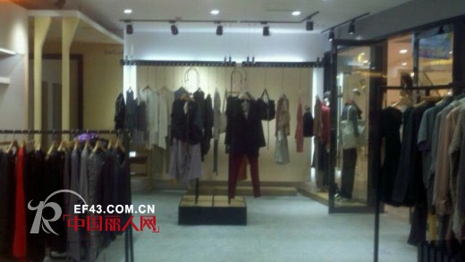 热烈祝贺Eall.cz西藏拉萨神力时代广场店盛大开业