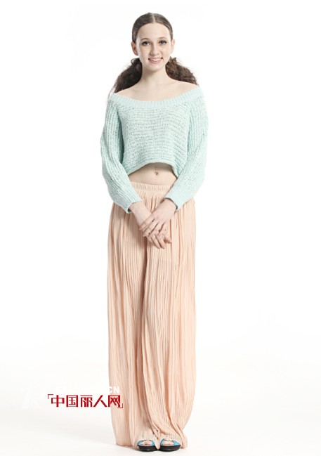 短款针织衫成小个子MM福音单品