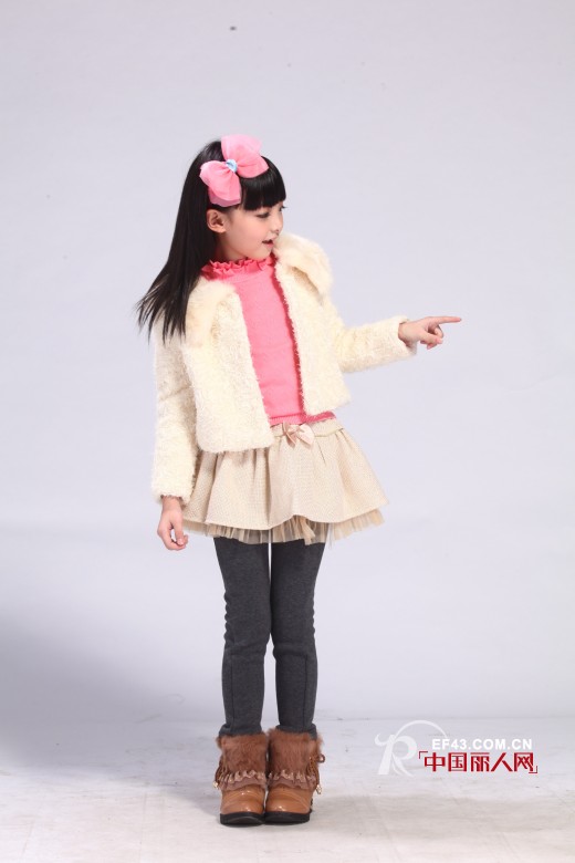 秋冬季节怎么搭配才好看裙装or裤装吸睛搭配