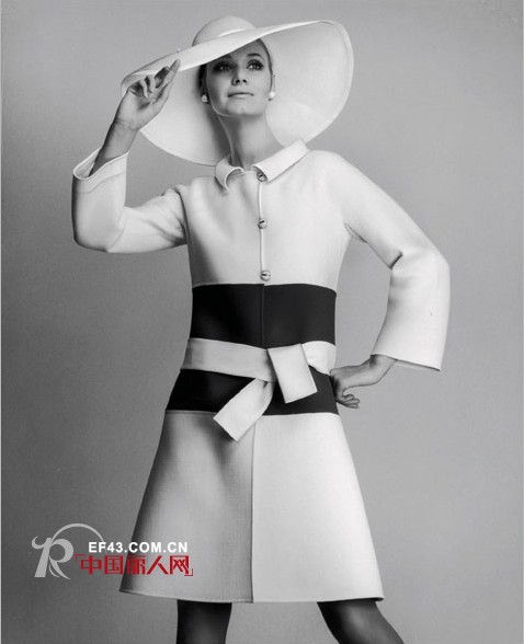 极致巧作典雅天生 意大利女装Agnona