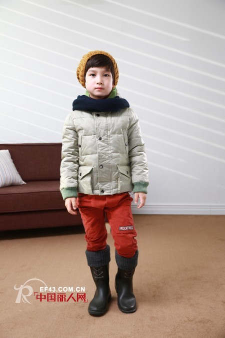 秋冬新款服装 配饰最为重要吸睛点缀