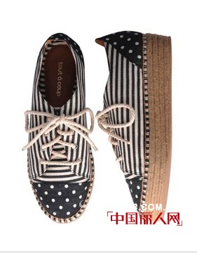 b+ab品牌    厚跟平底鞋时尚