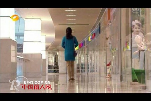 《璀璨人生》女主角逛“英氏”桥段 免费广告彰显品牌魅力